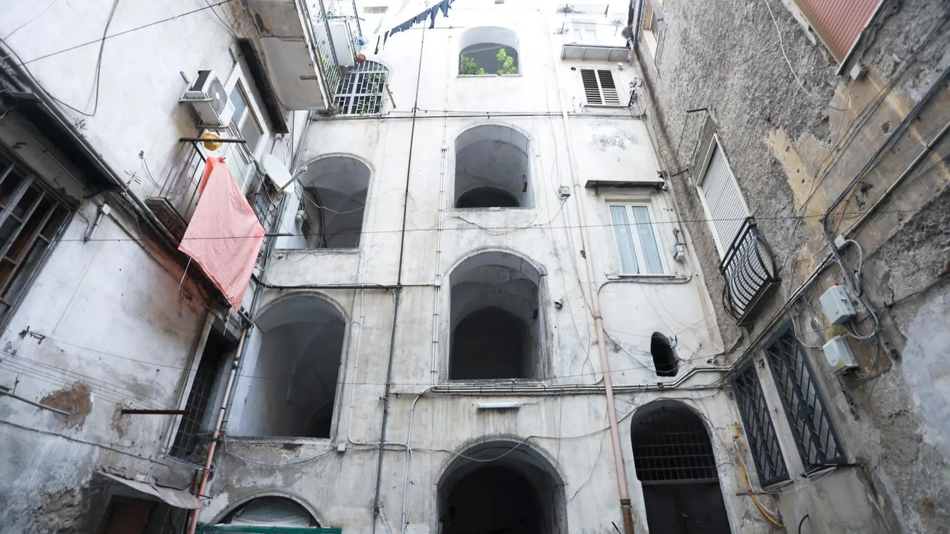 Art Space Caravaggio Naples Apartment