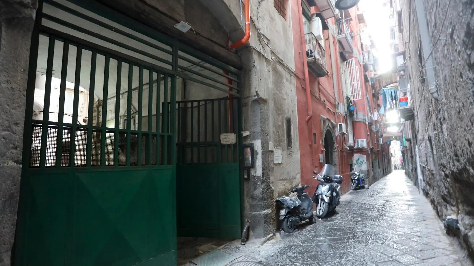 Apartment Art Space Caravaggio Naples Italy